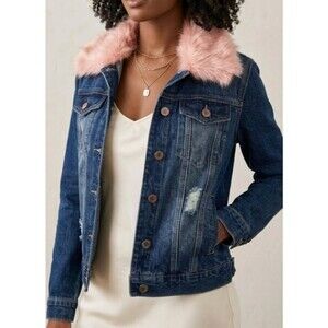 NWT YMI Distressed Denim Jacket Detachable Pink Faux Fur Collar Size Large